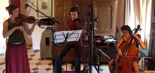 Shane Lestideau, Jonathan Dour et Mathilde Chevrel, cordes orchestrales (Enregistrement des albums "La Barque ailée et l'Albatros")